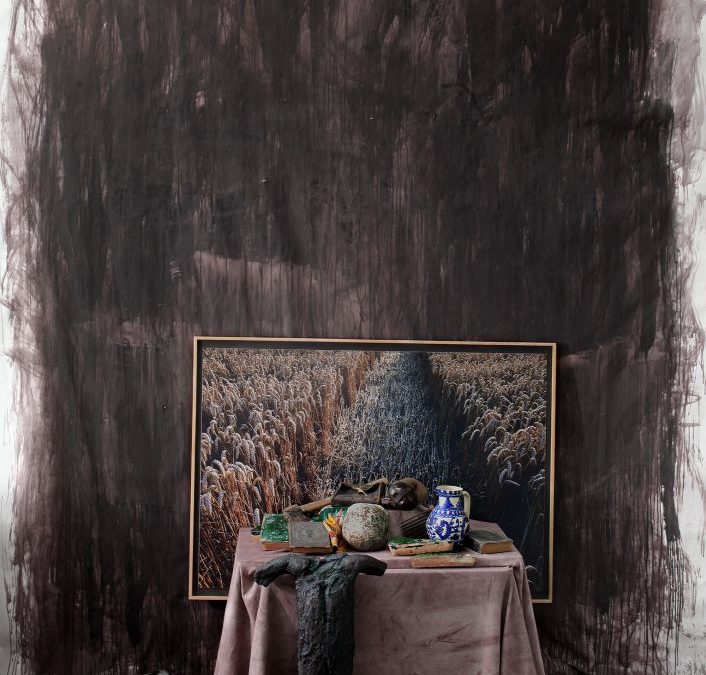 Peter Jacobi, Still Life with artifacts from Transylvania with the photography of a rye and a bronze crucifixion study, 2015, Digigraphie, 90x60cm